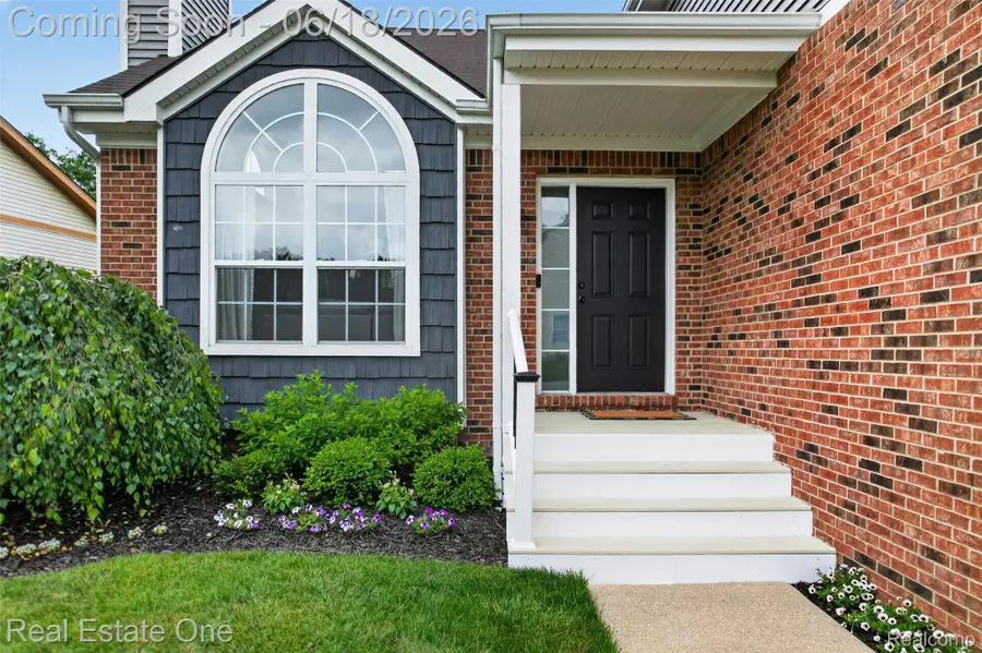 475 Court Lane, Howell, MI 48843 - #2