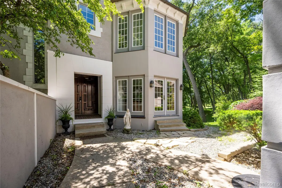 5409 Bristol Parke Drive, Clarkston, MI 48348 - #1