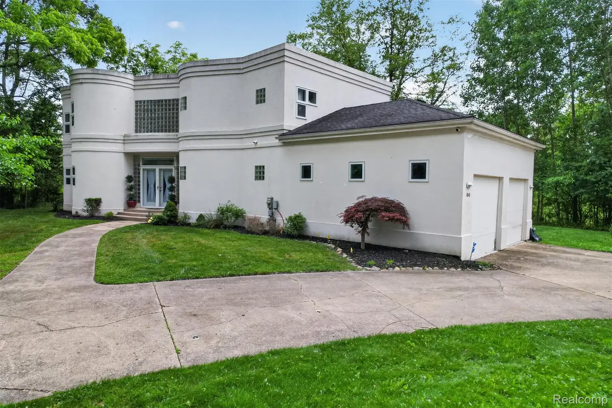 4845 Bryn Mawr Drive, Bloomfield, MI 48301 - #1