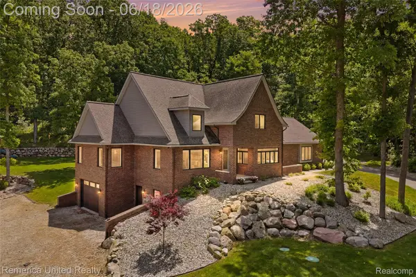 3175 Kensington Road, Milford, MI 48380