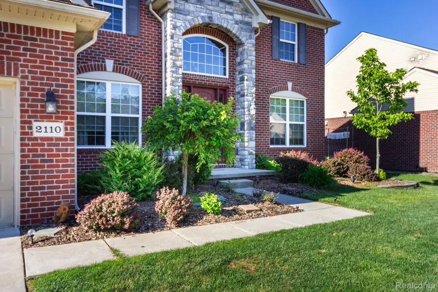 2110 Mayflower, Troy, MI 48085 - #3