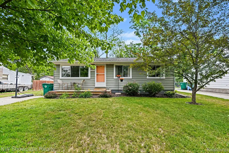 3186 Roselawn Street, Commerce, MI 48390 - #2