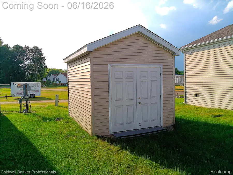 289 Pompano Court, Lapeer, MI 48446 - #3