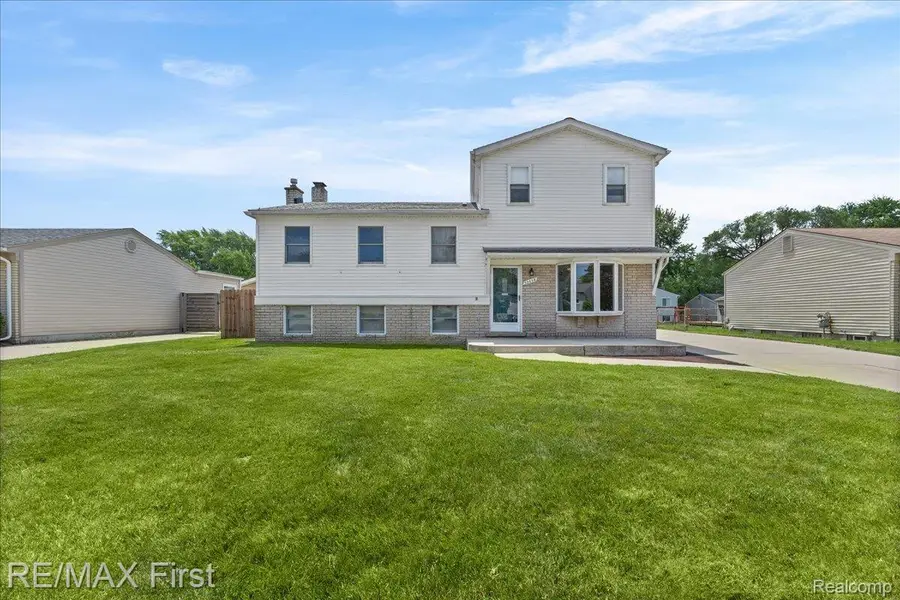 32658 Conrad Street, Chesterfield, MI 48047 - #2