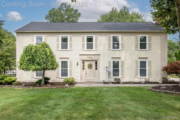 5320 Kingsfield Drive, WestBloomfield, MI 48322
