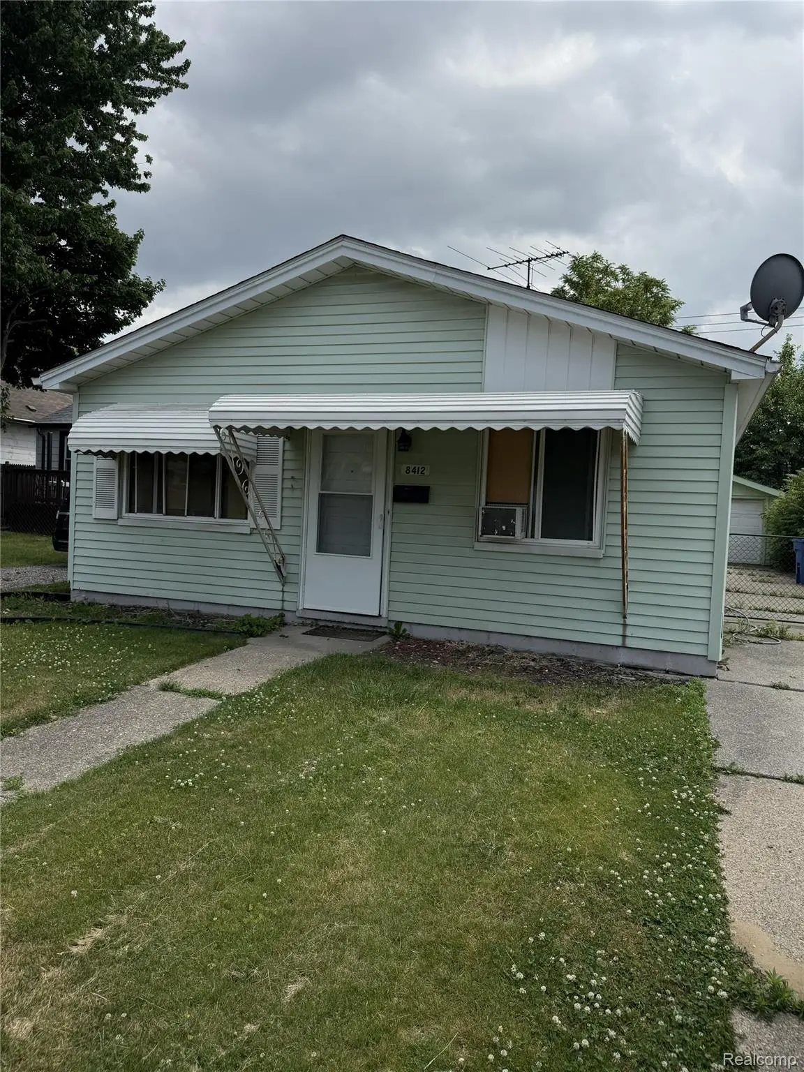 8412 Stephens Road, Warren, MI 48089 - #1