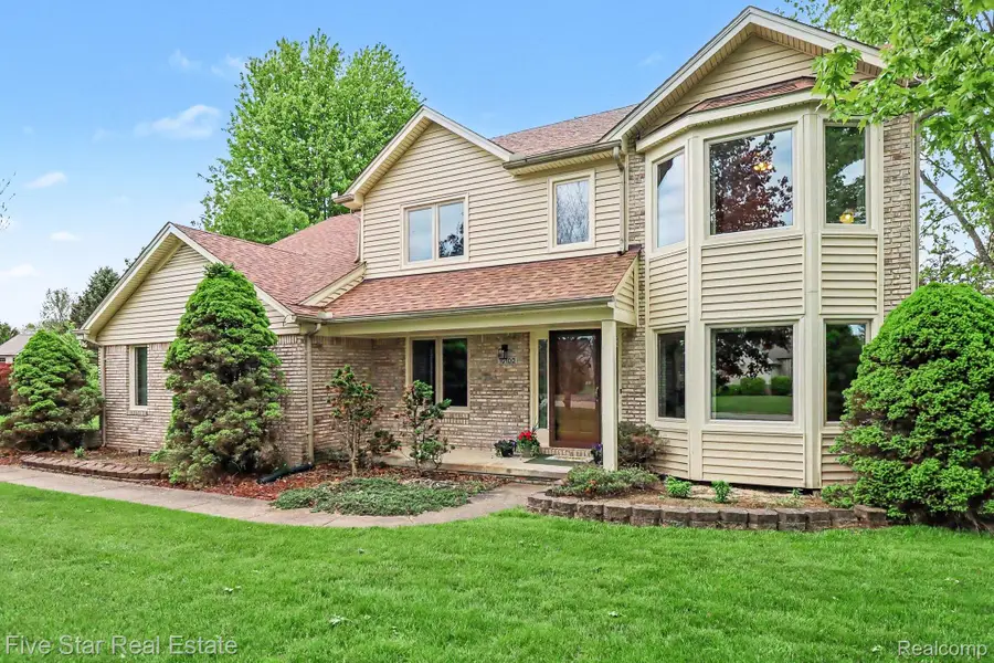 10100 Abrams Fork, Brighton, MI 48114 - #2