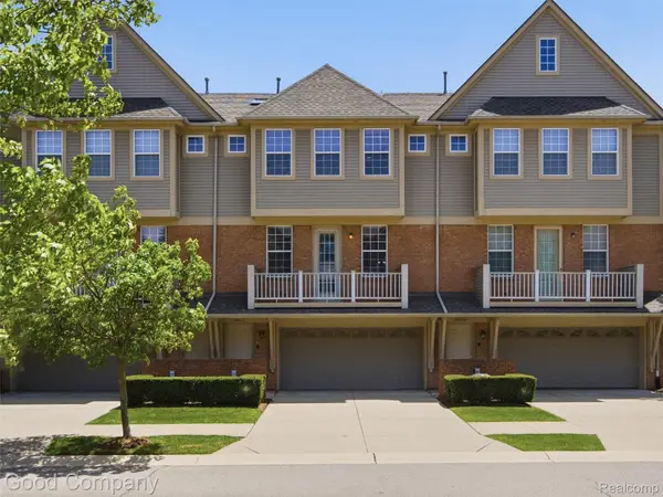 56612 Sunset Drive, Utica, MI 48316