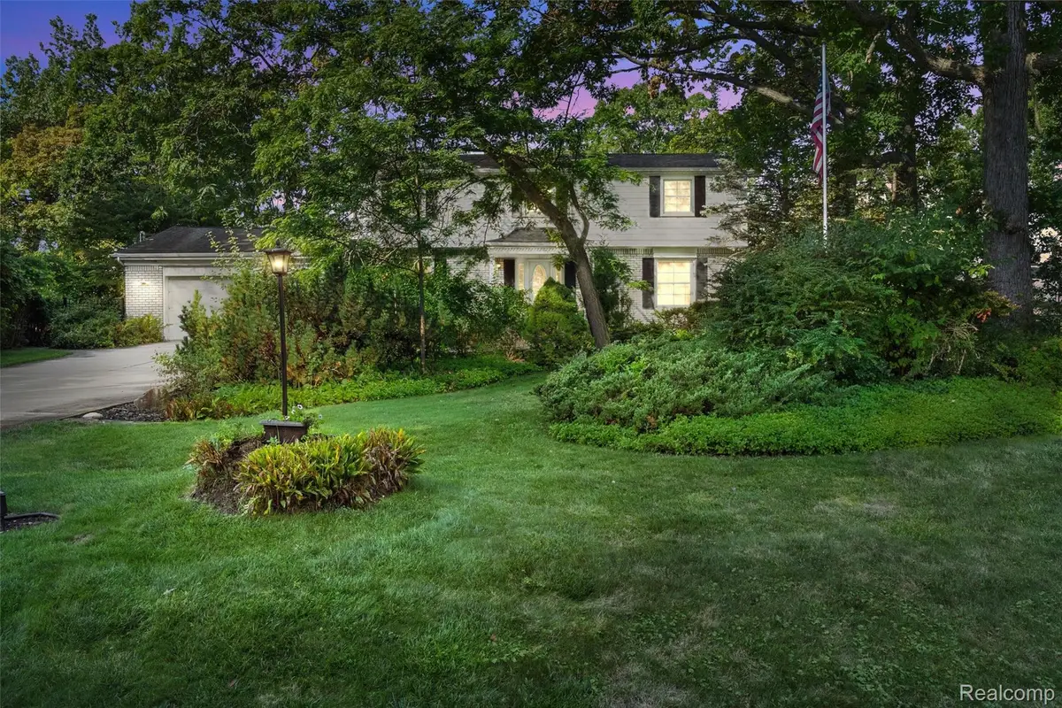 3379 Wormer Drive, Waterford, MI 48329 - #1