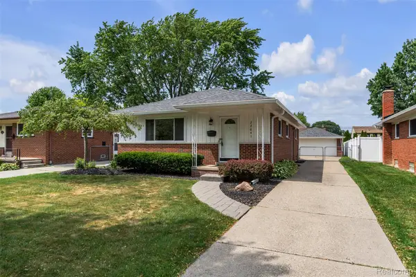 22641 Millenbach Street, StClairShores, MI 48081