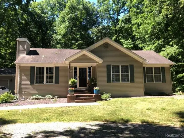 7907 Stewart Road, Monroe, MI 48162
