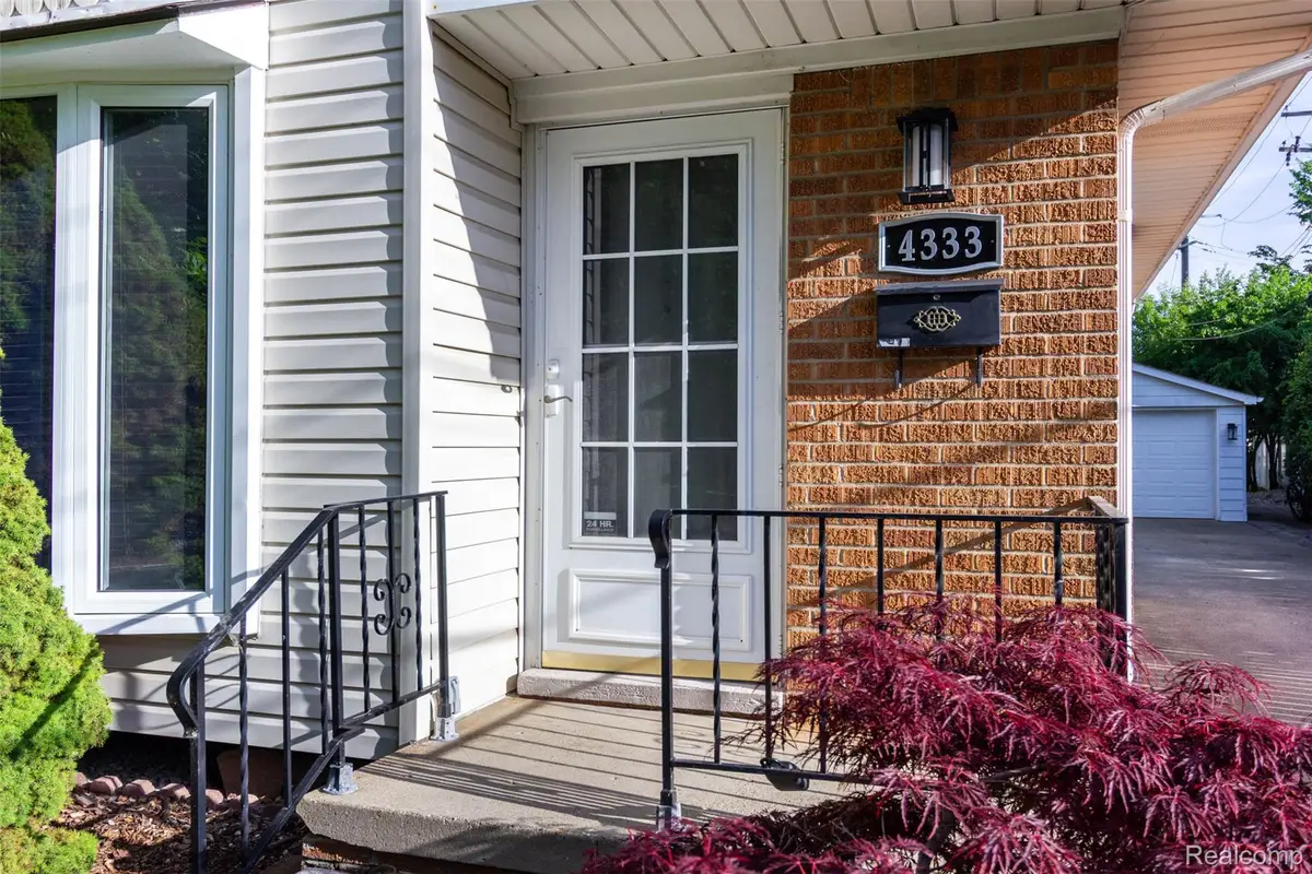 4333 Manor Avenue, Royal Oak, MI 48073 - #1