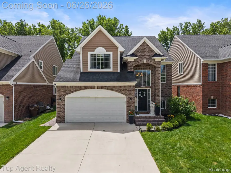 13826 Grandeur Avenue, Utica, MI 48315 - #2