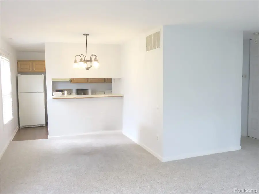 2662 Wildwood Court, Orion, MI 48360 - #3