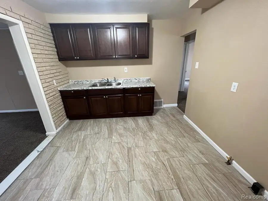 8316 Piedmont Street, Detroit, MI 48228 - #2