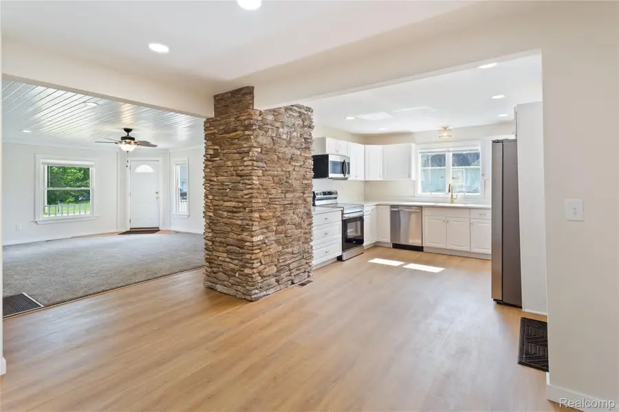 113 W Polly Street, Perry, MI 48872 - #3