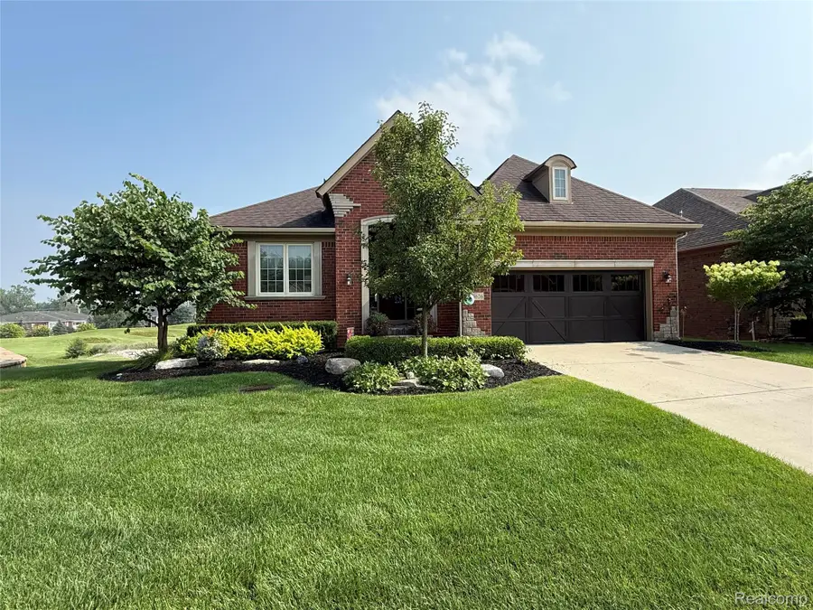 58626 Valley View Drive, Washington, MI 48094 - #3