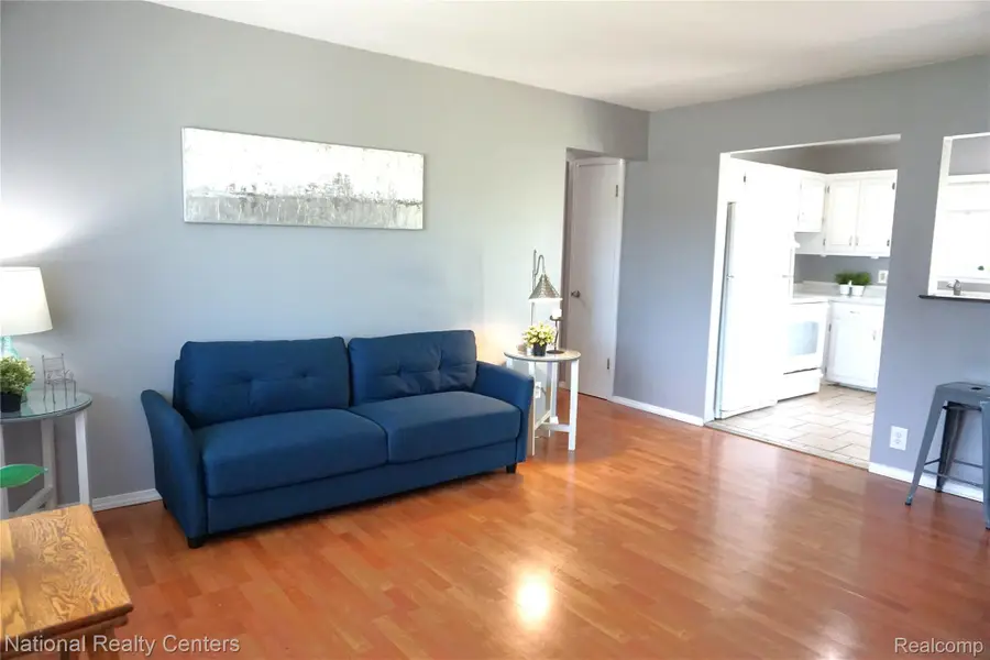 33420 Cherry Hill Road, Garden City, MI 48135 - #2