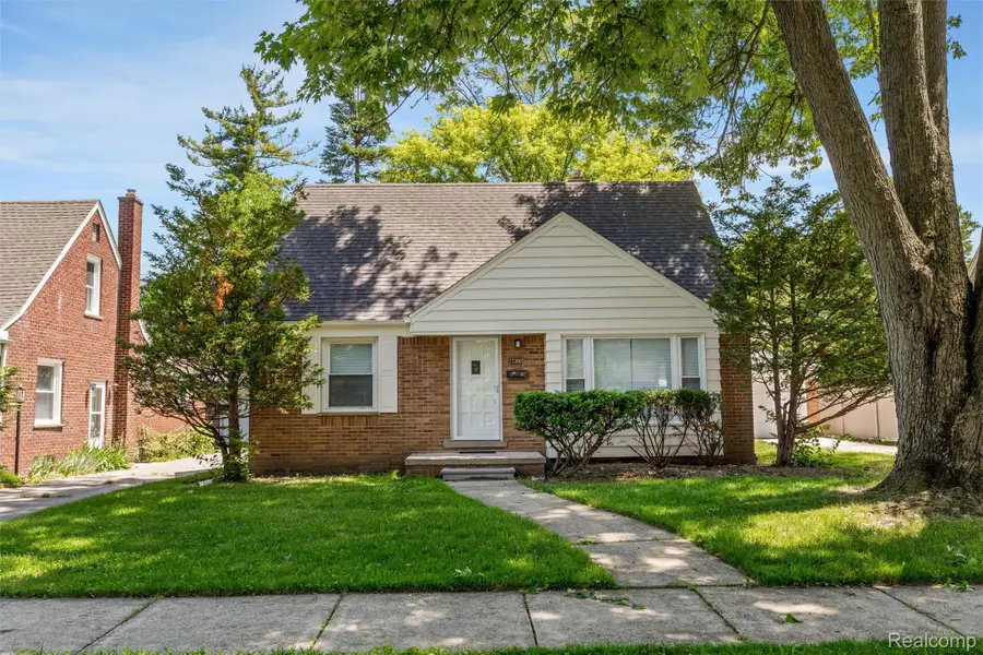 17366 Centralia, Redford, MI 48240 - #2
