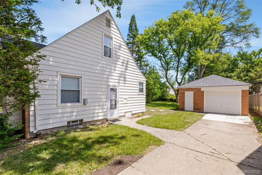 17366 Centralia, Redford, MI 48240 - #3