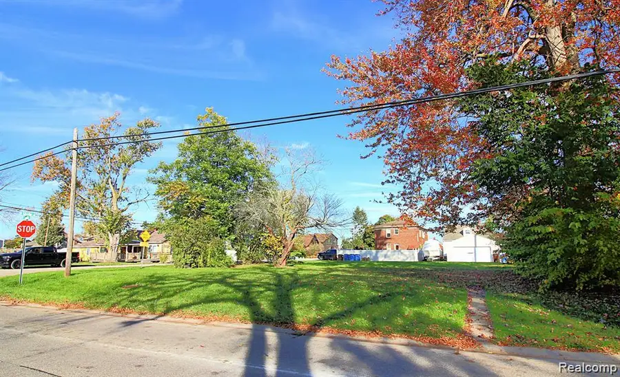 29223 Adams Drive, Gibraltar, MI 48173 - #2
