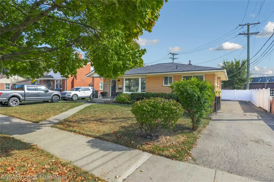 1544 Sheffield Road, Birmingham, MI 48009 - #2
