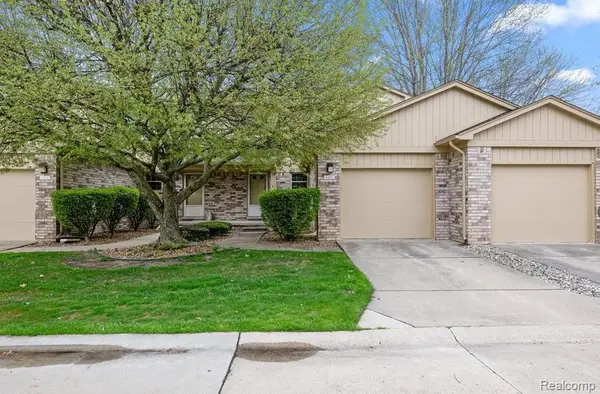 41460 Janet Circle, ClintonTownship, MI 48038