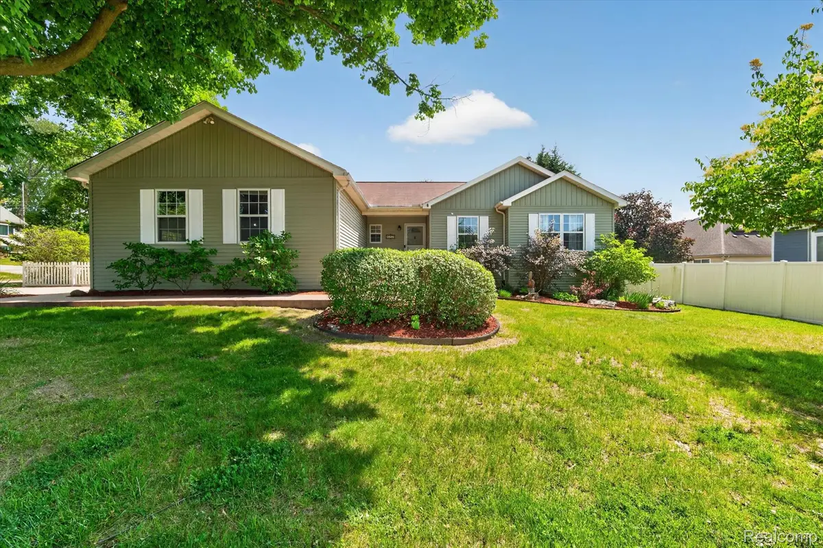 1259 Burgoyne Boulevard, Rochester Hills, MI 48307 - #1