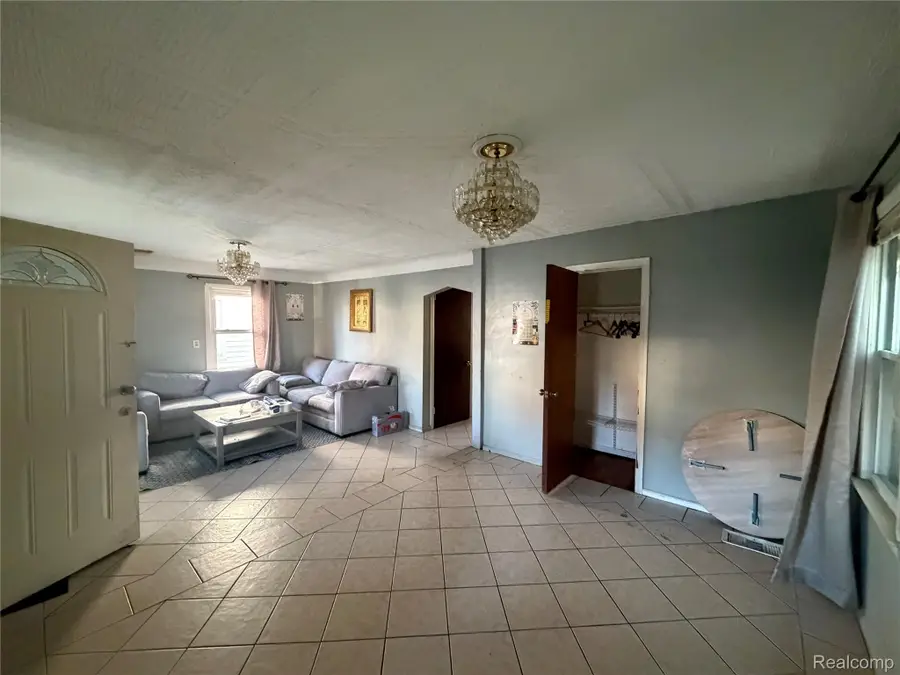 6467 Ternes Street, Dearborn, MI 48126 - #3