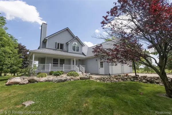 8862 Cade Road, BrownCity, MI 48416