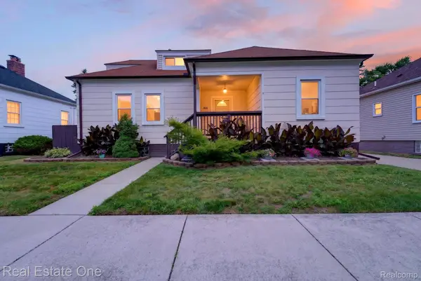 466 Spruce Street, Wyandotte, MI 48192