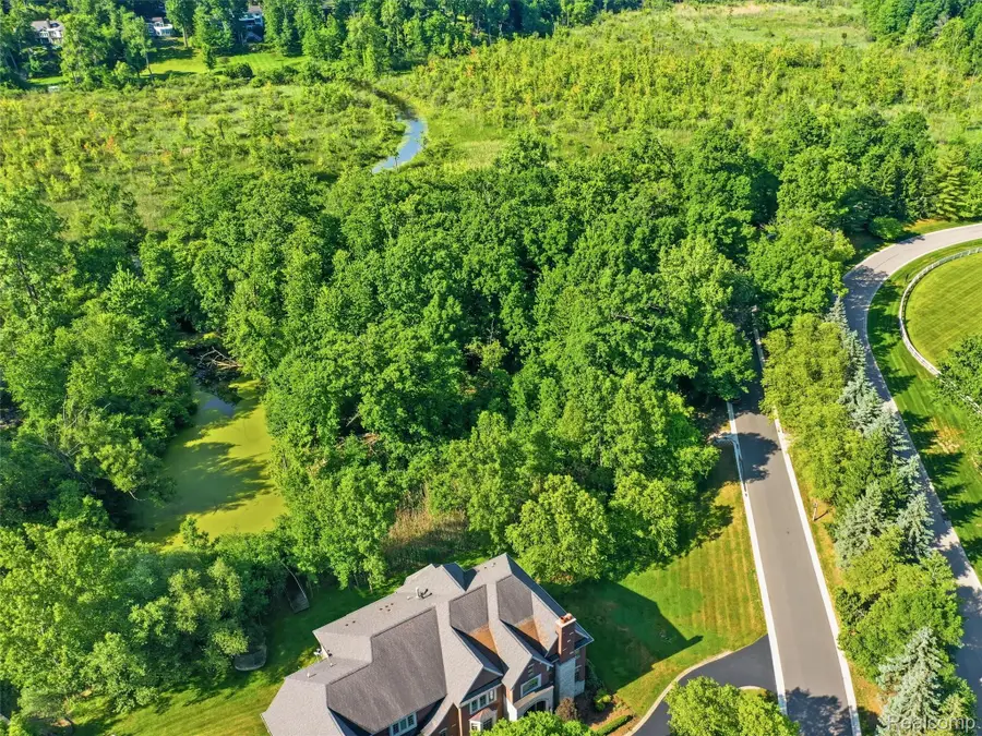 1920 Heron Ridge Drive, Bloomfield, MI 48302 - #3