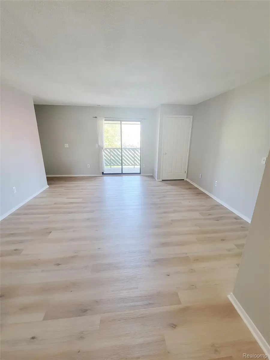 16544 Clarkson Drive #36, Fraser, MI 48026 - #2