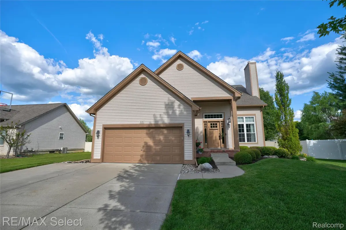 4135 Maplewood Meadows Avenue, Burton, MI 48439 - #1