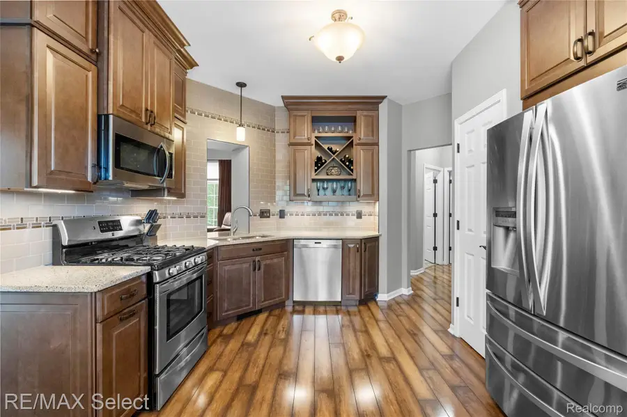 4135 Maplewood Meadows Avenue, Burton, MI 48439 - #3