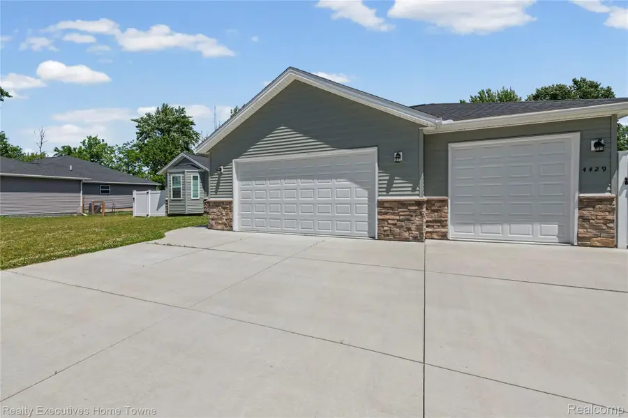 4429 River Road, East China, MI 48054 - #3