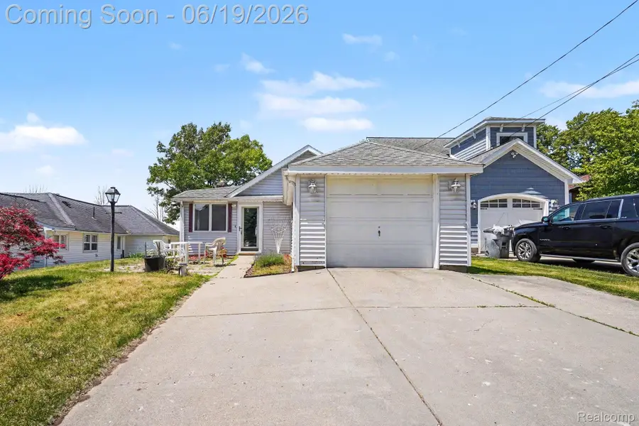 14174 Dartmouth Drive, Fenton, MI 48430 - #2