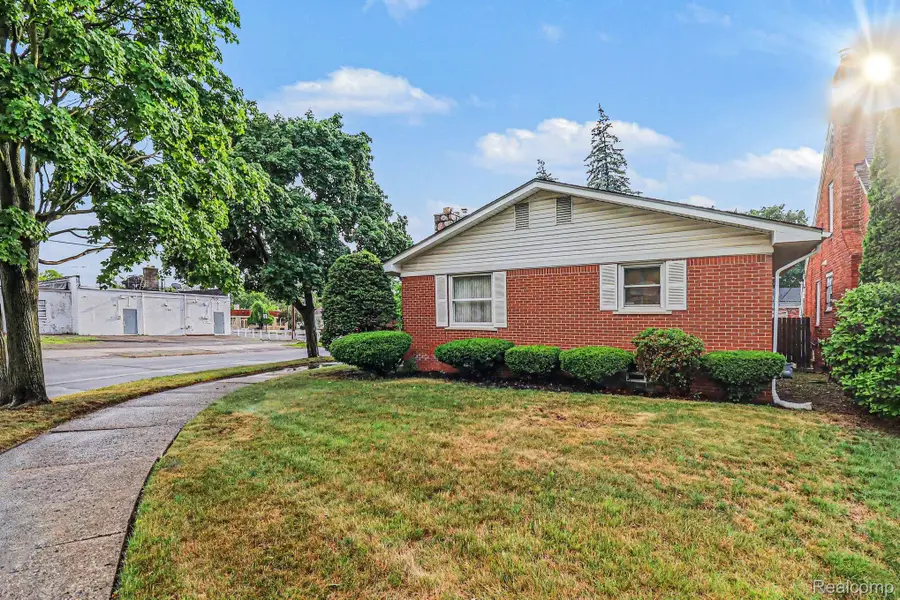 17141 Faust Avenue, Detroit, MI 48219 - #3