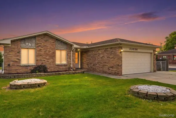 33058 Ione Drive, SterlingHeights, MI 48310
