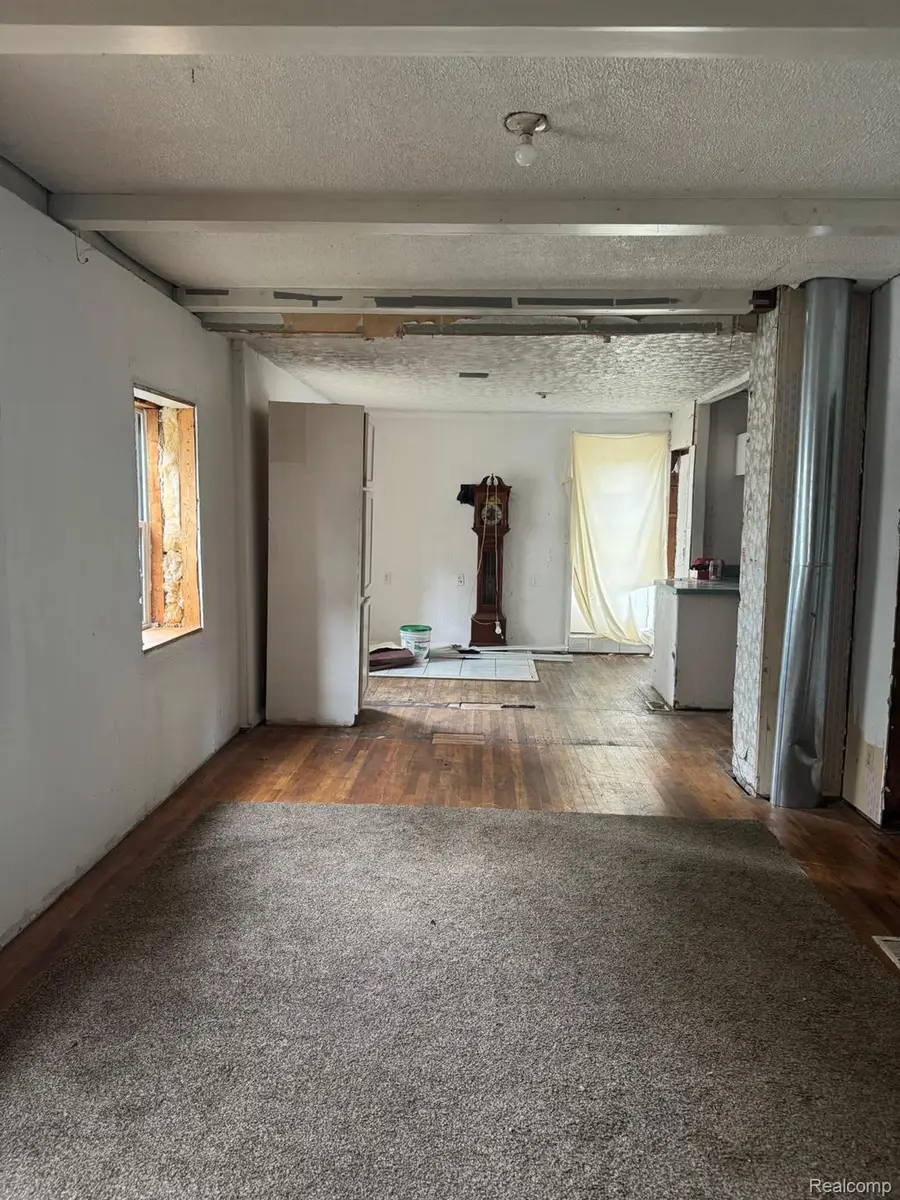 1705 Arizona Avenue, Flint, MI 48506 - #2