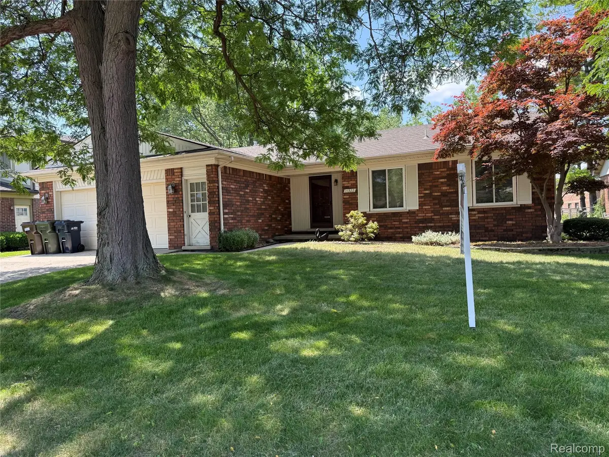 14322 Four Lakes Drive, Sterling Heights, MI 48313 - #1