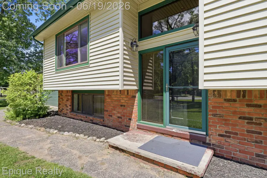 51600 Shelby Road, Utica, MI 48316 - #3