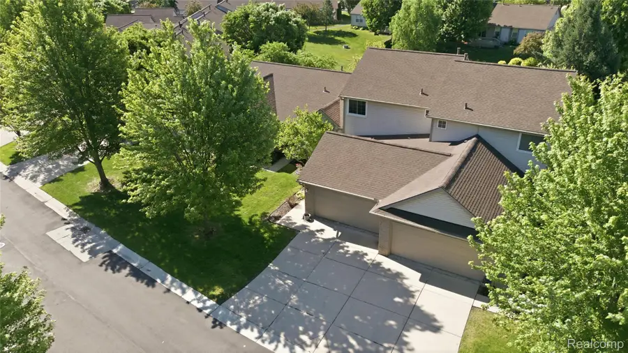 22852 Woodcreek Drive, Taylor, MI 48180 - #2