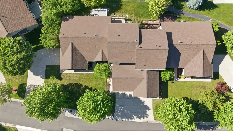 22852 Woodcreek Drive, Taylor, MI 48180 - #3