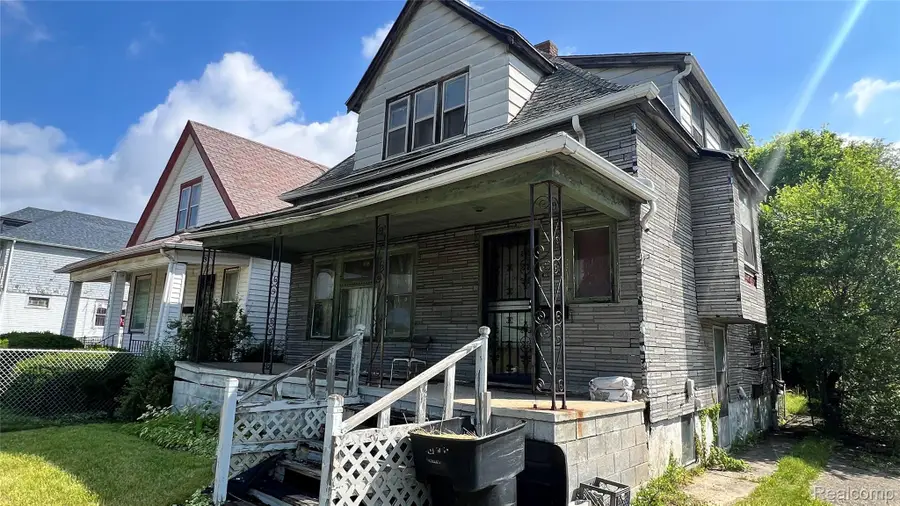 6628 Burns Street, Detroit, MI 48213 - #2