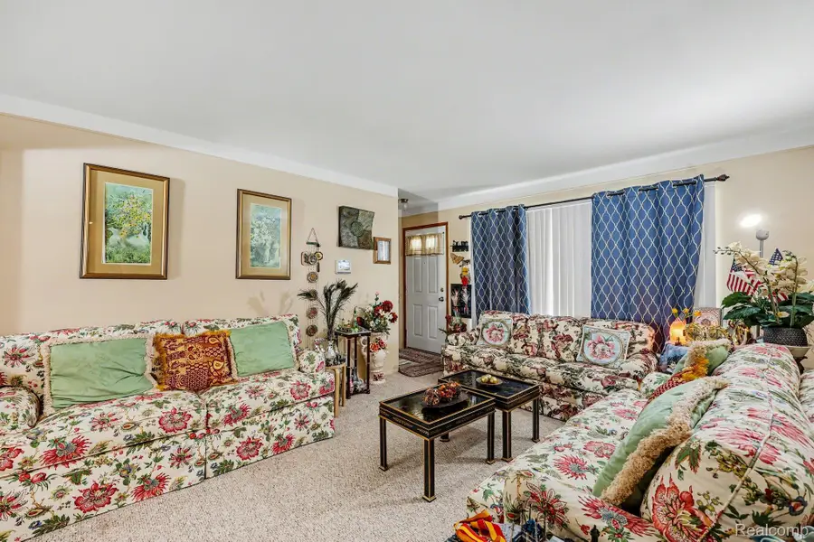 30955 Iroquois Drive, Warren, MI 48088 - #3
