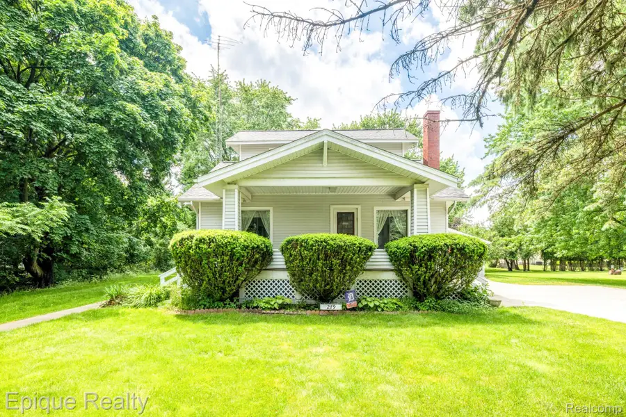 279 N Howard Avenue, Croswell, MI 48422 - #3
