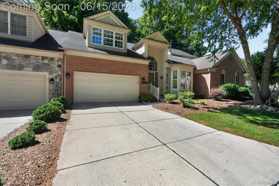 39643 Southwind Lane #13, Northville, MI 48168 - #2