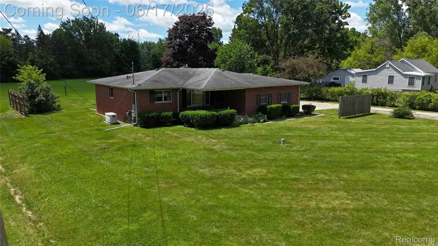 3174 Mcgregor Street, Grand Blanc, MI 48439 - #3