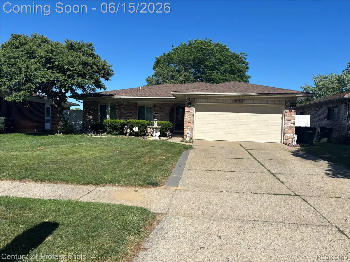 39548 Pinebrook Drive, Sterling Heights, MI 48310 - #1
